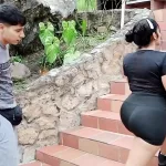 Latina with a Big Ass Reaches a Good Agreement with Her Trainer and the very Horny Guy Fucks Her Rich Pussy