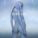 Grimes Claire Boucher is naked selling some high-end crap