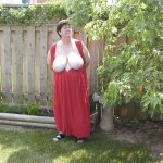 Country grannies love to expose their naked bodies