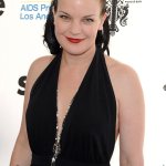 PAULEY PERRETTE Nude