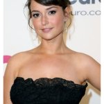 Milana Vayntrub