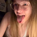MY FIRST BLOWJOB!!! 18 yo Skinny Teen sucks huge....