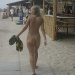 Amateur girlfriend Luba B flaunts her nude body on the sandy beach