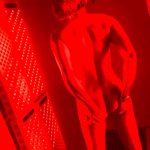 Spicy Girl Mel B: naakt en zen