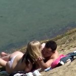Holidays at the lake with a bang