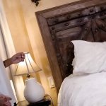 Virgin couple asked MILF stepmom Silvia Saige for help with having sex