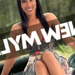 Nieuwe Nympho MILF Jayne Doh schiet eindelijk haar eerste porno