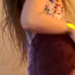 Dance strip to nude. Shakira