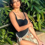 Palak Tiwari in black swimsuit flaunts her fine figure and sets social media on fire.