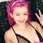 Curvy Cake Cutie cupcakecutie98 Posts X