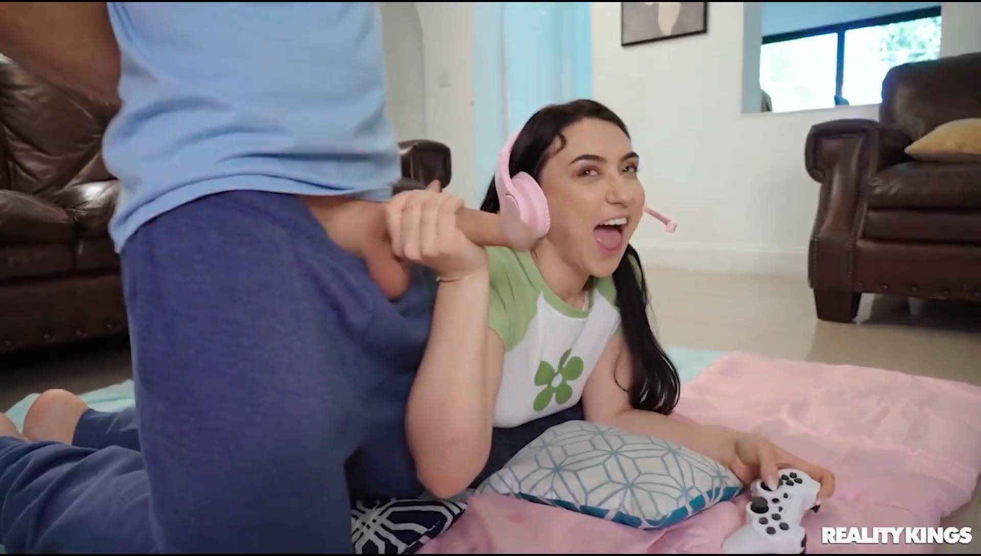 Xiemana saenz leaked sex tape (photos)