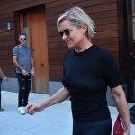 YOLANDA HADID Nude