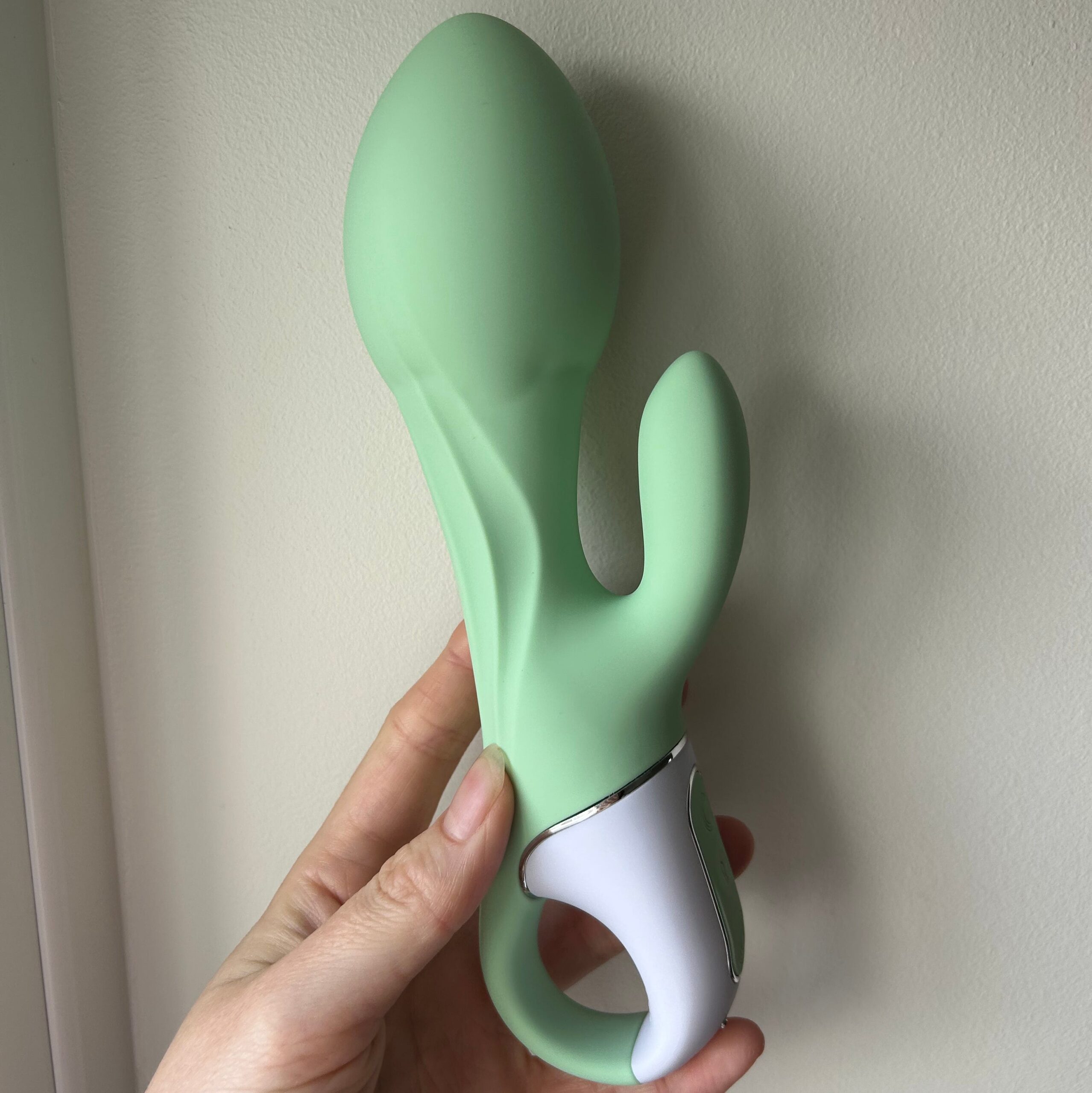 Jumping dildo hard (photos)