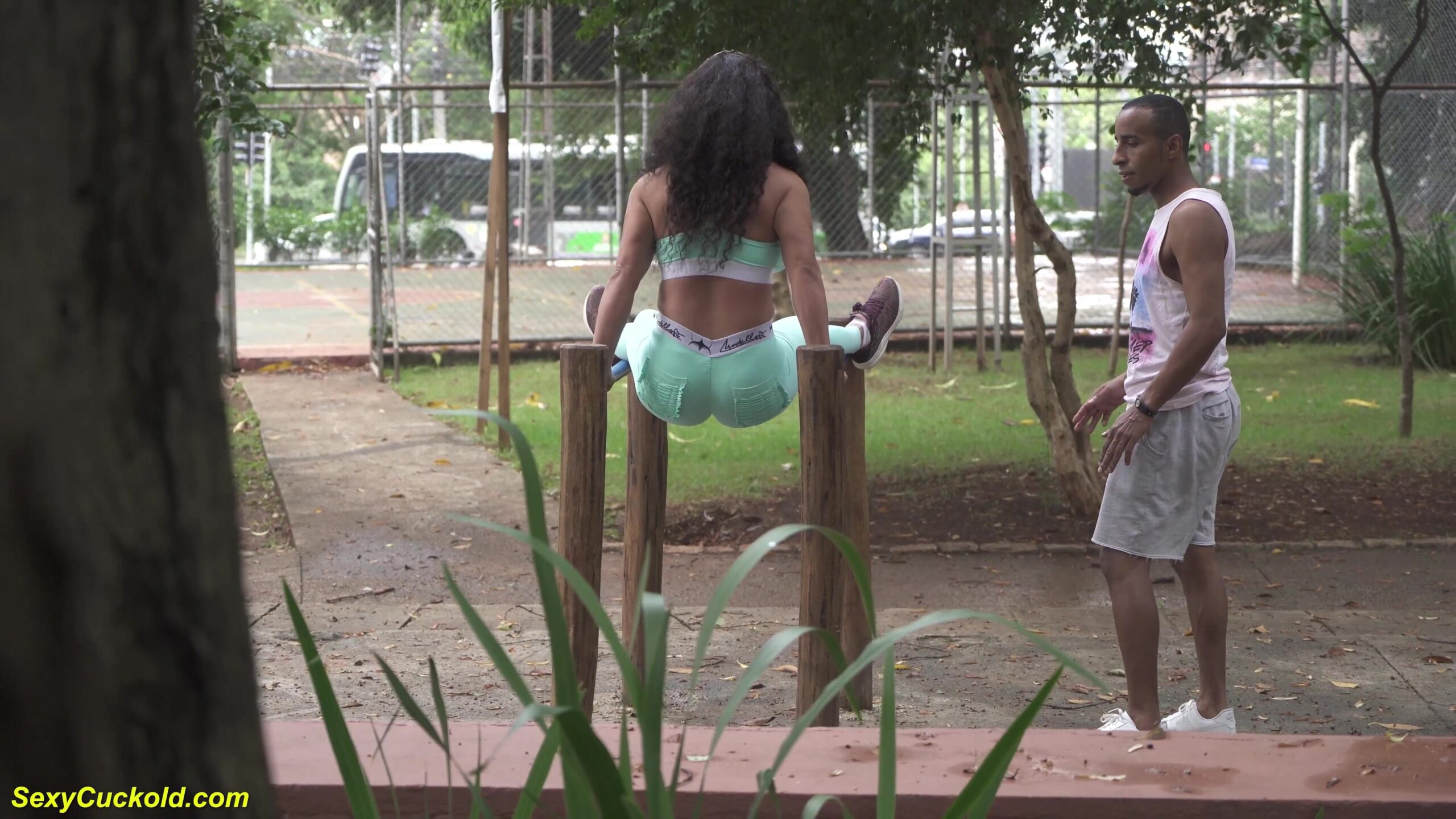 Mature mom sexycuckold anal (photos)