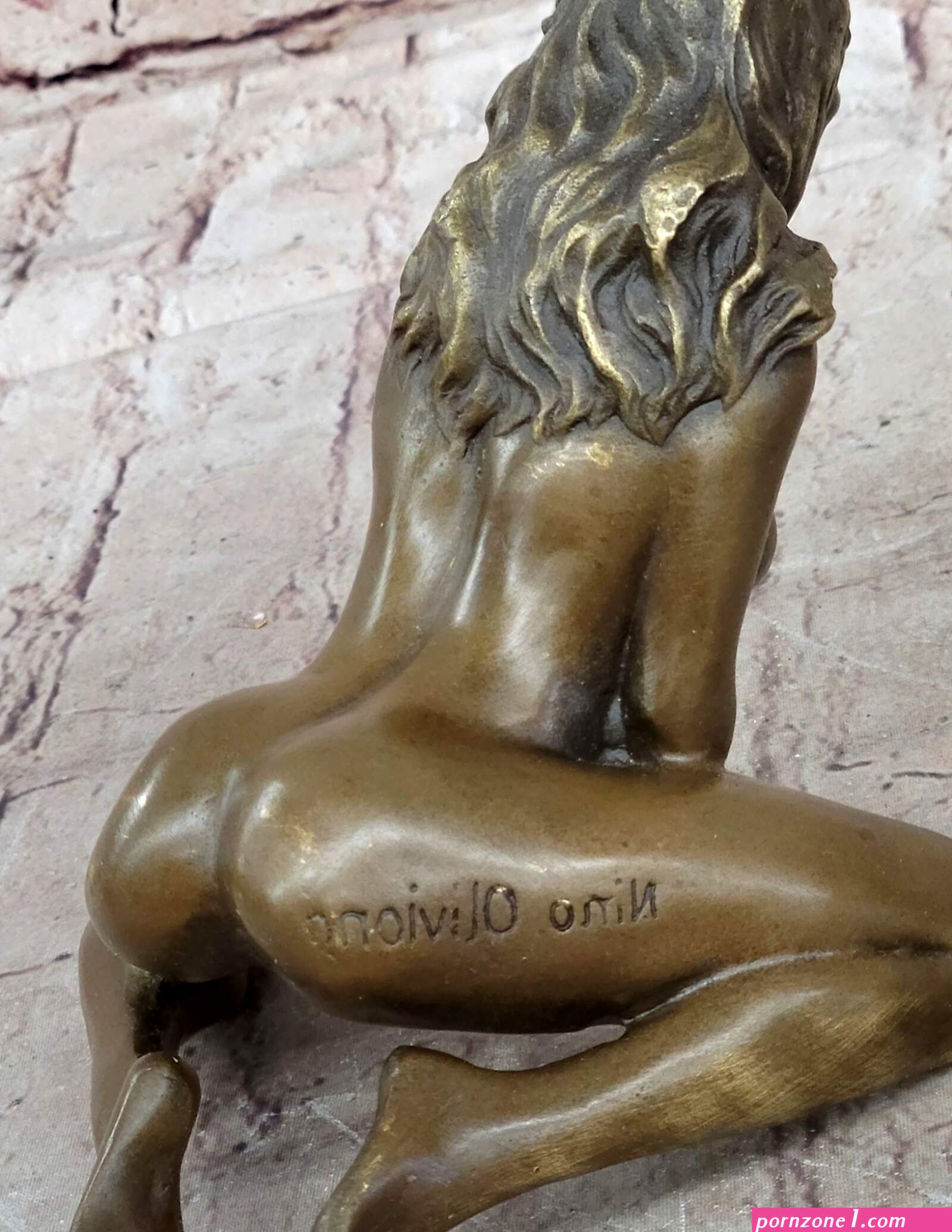 Somber singer naked pics (photos)