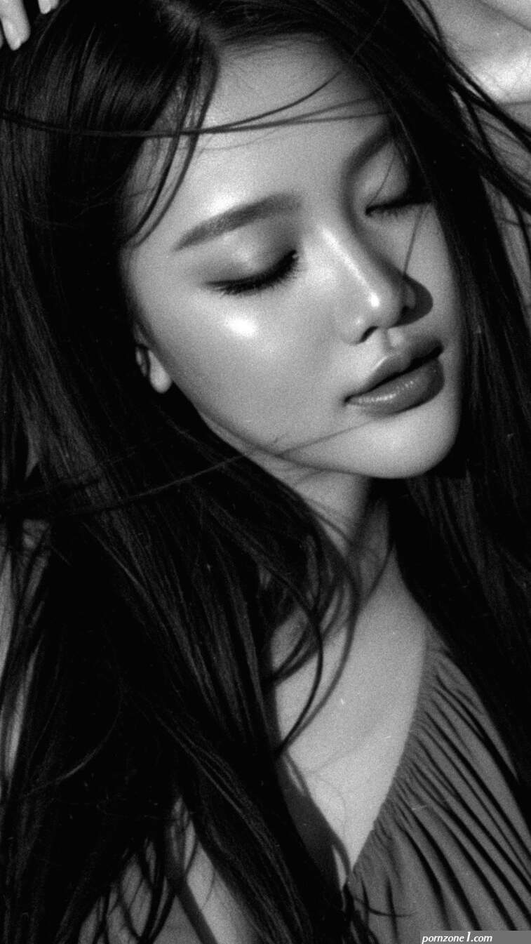 Others – tangmo monthira