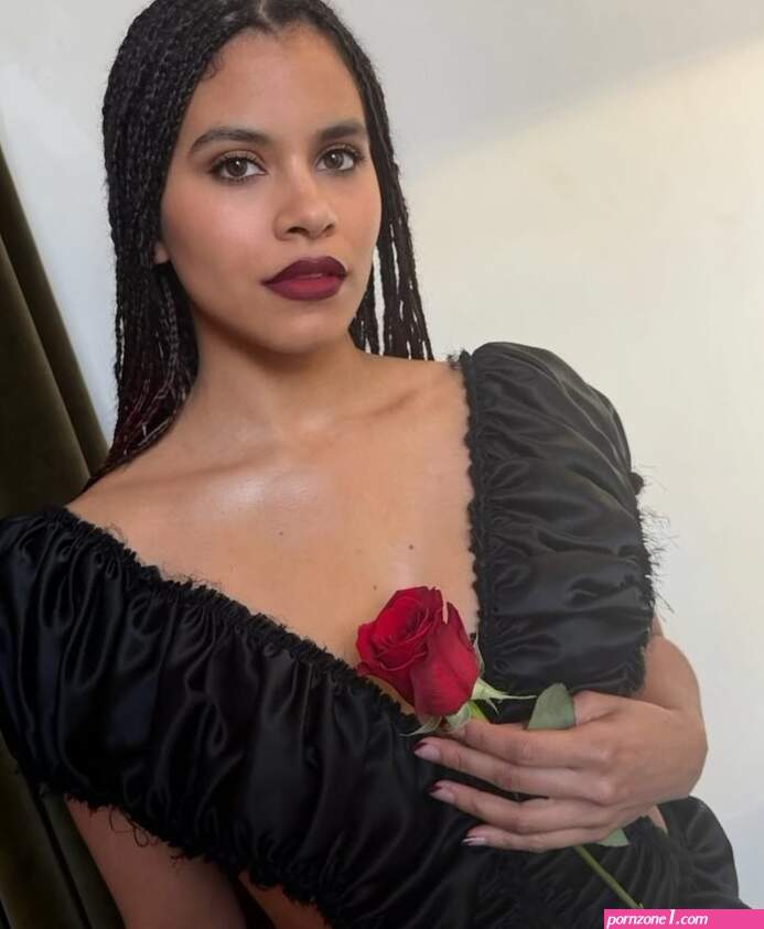 Instagram – Zazie Beetz
