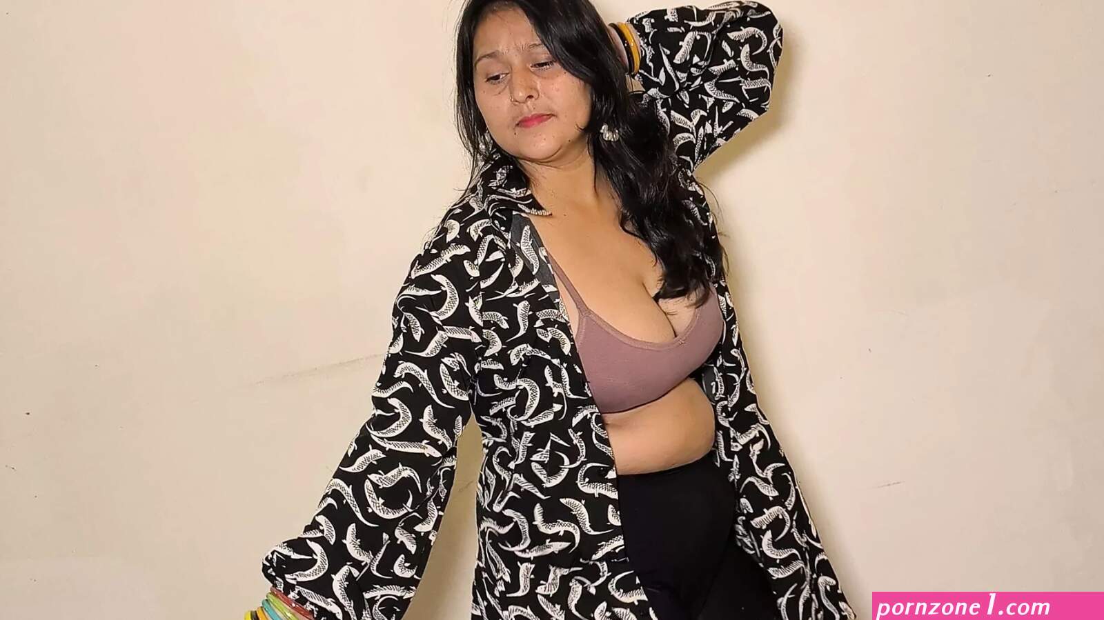 Bhojpuri nude women (photos)