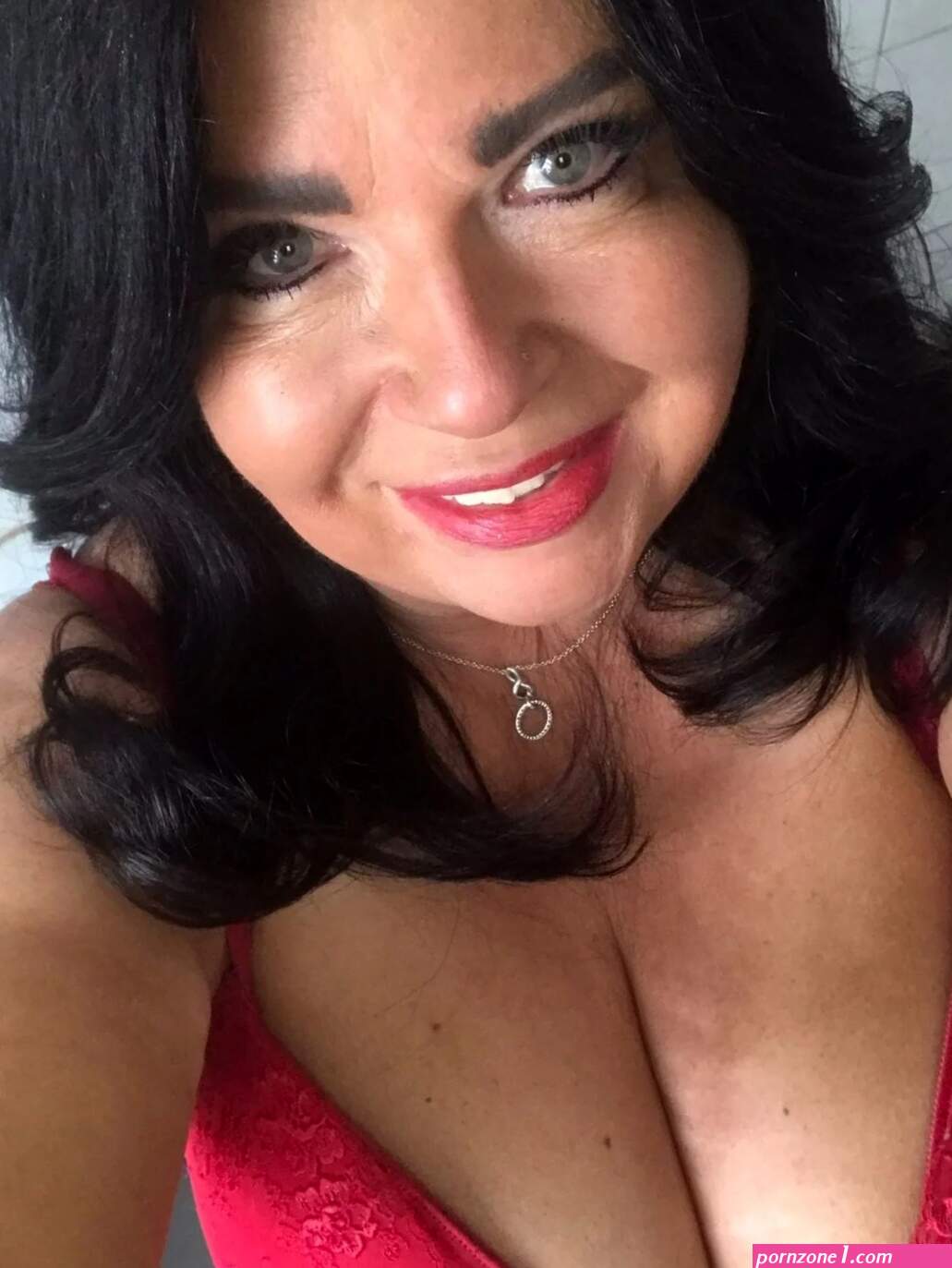 OnlyFans – Gilf Mandy Hayes / @gilfmandyhayes